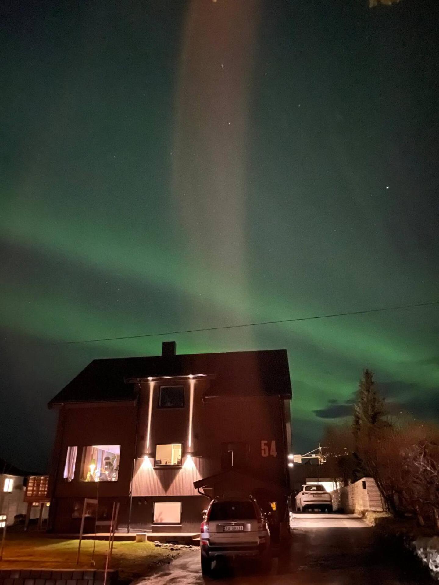 Aurora Polaris Apartment - 750M From Citycenter - Free Parking Tromso Exterior photo