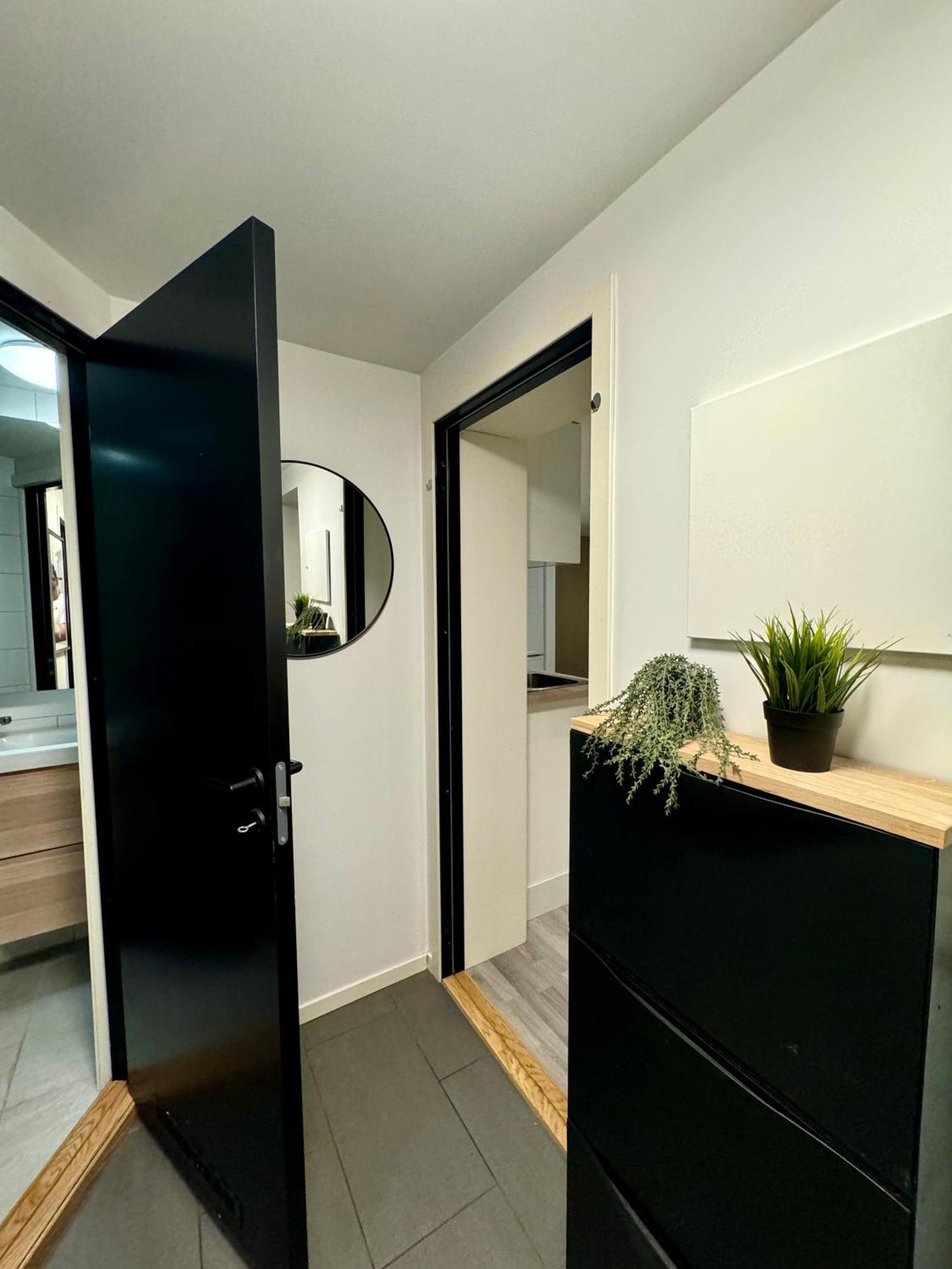 Aurora Polaris Apartment - 750M From Citycenter - Free Parking Tromso Exterior photo